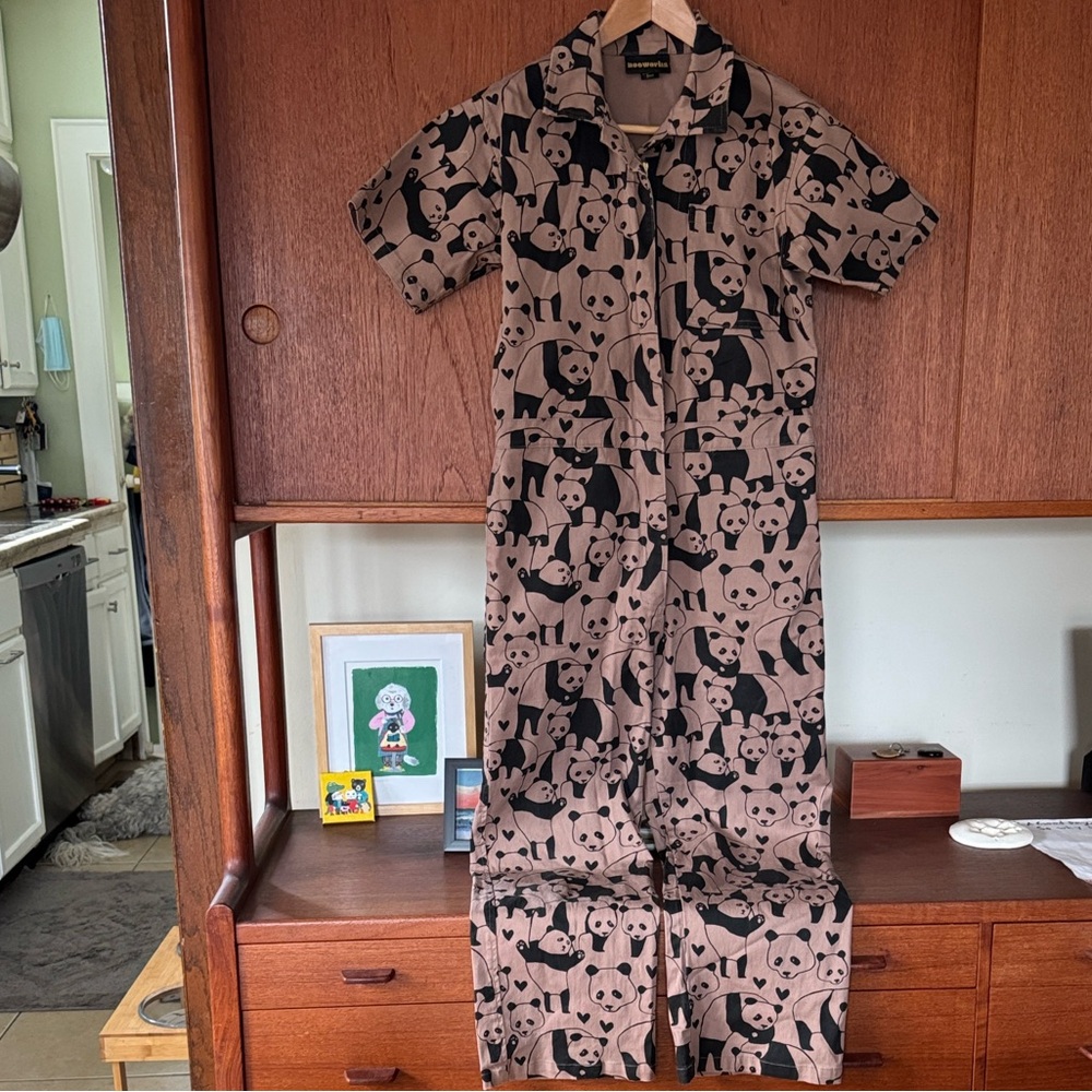 Nooworks Rare Tan/Taupe and Black Panda Pattern Jumpsuit Sz Small
